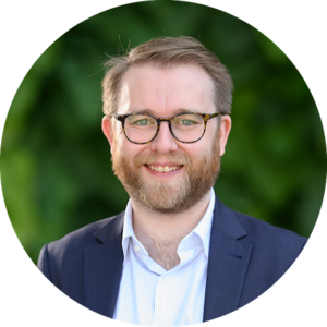 Webinar hosting presenter 