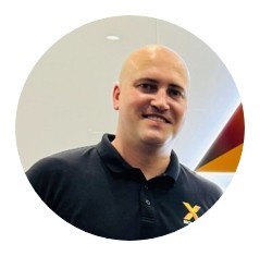 Webinar hosting presenter 