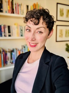 Webinar hosting presenter 