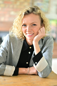 Webinar hosting presenter 