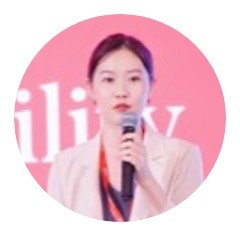 Webinar hosting presenter 