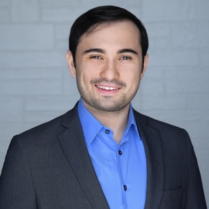 Webinar hosting presenter 