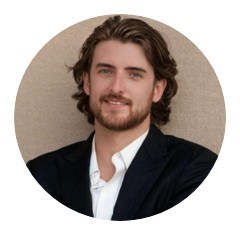 Webinar hosting presenter 