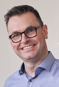 Webinar hosting presenter 