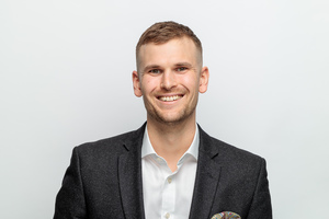 1764089361-1801228052eaac3e