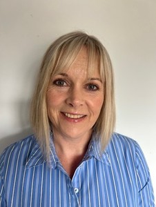 Webinar hosting presenter 