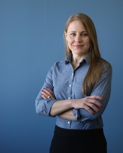 Webinar hosting presenter 