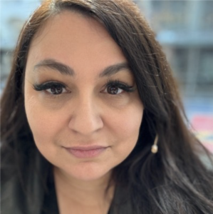 Webinar hosting presenter Marie I