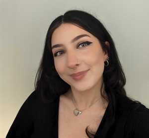 1763374569-5cef0bebdd970429