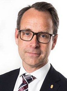 Webinar hosting presenter 