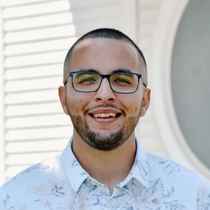 Webinar hosting presenter 