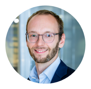 Webinar hosting presenter 