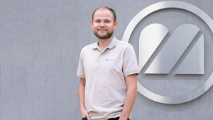 Webinar hosting presenter 