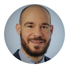 Webinar hosting presenter 