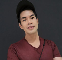 Webinar hosting presenter 