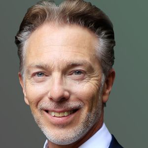 1763731312-bad8f239d1a44286