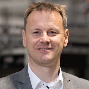 1763731814-a5af7061a7d292ed