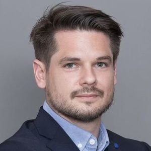 1763732500-176176e22dd043b0