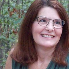 Webinar hosting presenter Michelle Buckman