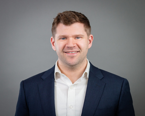 Webinar hosting presenter 