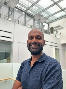 1764217624-da533929a80367e3