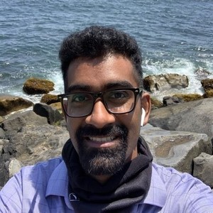 Webinar hosting presenter 