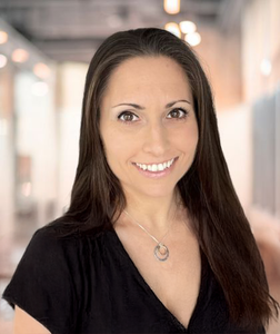 Webinar hosting presenter Colleen M