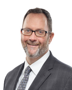 Webinar hosting presenter 