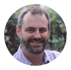 Webinar hosting presenter 