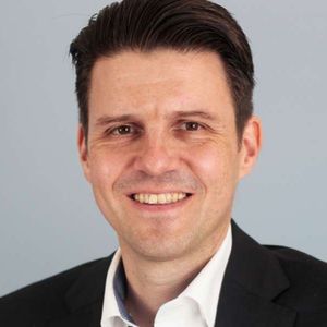 1765187104-82e5a03eb6128bb2