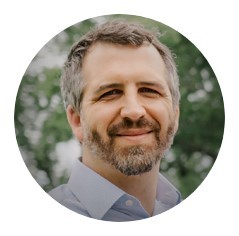 Webinar hosting presenter 