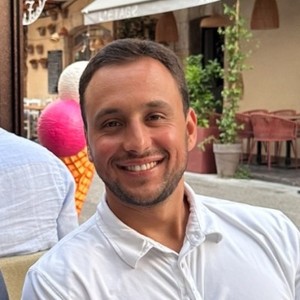 Webinar hosting presenter 