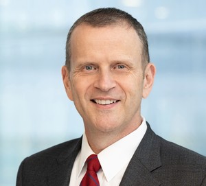 Webinar hosting presenter 