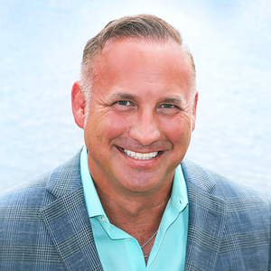 Webinar hosting presenter 