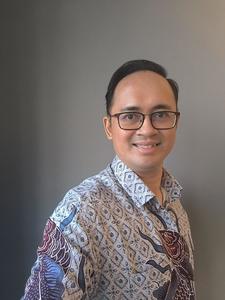 Webinar hosting presenter 