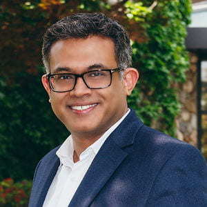 Webinar hosting presenter 