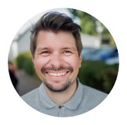 Webinar hosting presenter 