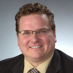 Webinar hosting presenter 