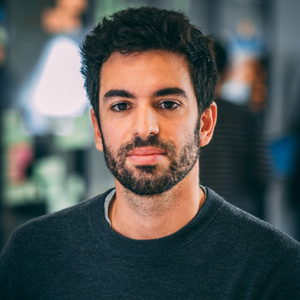 1765972757-297224649990efed