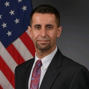 Webinar hosting presenter 