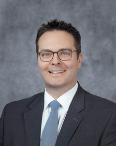 Webinar hosting presenter 