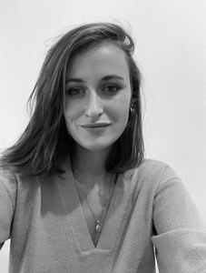 Webinar hosting presenter 