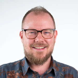 1765987039-105540fcee75c1cc