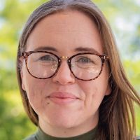 Webinar hosting presenter 