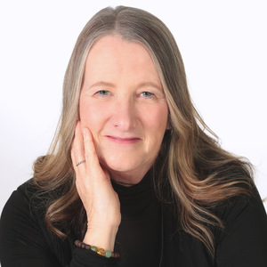 Webinar hosting presenter 