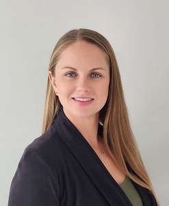 Webinar hosting presenter 