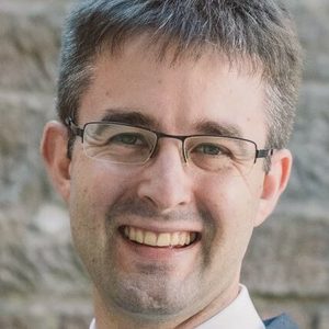 Webinar hosting presenter 