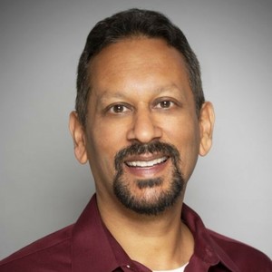 Webinar hosting presenter 