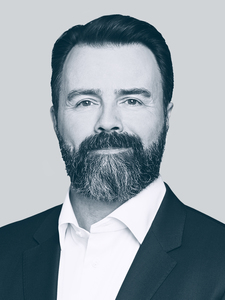 Webinar hosting presenter 