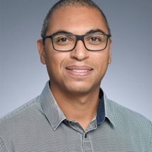 Webinar hosting presenter 